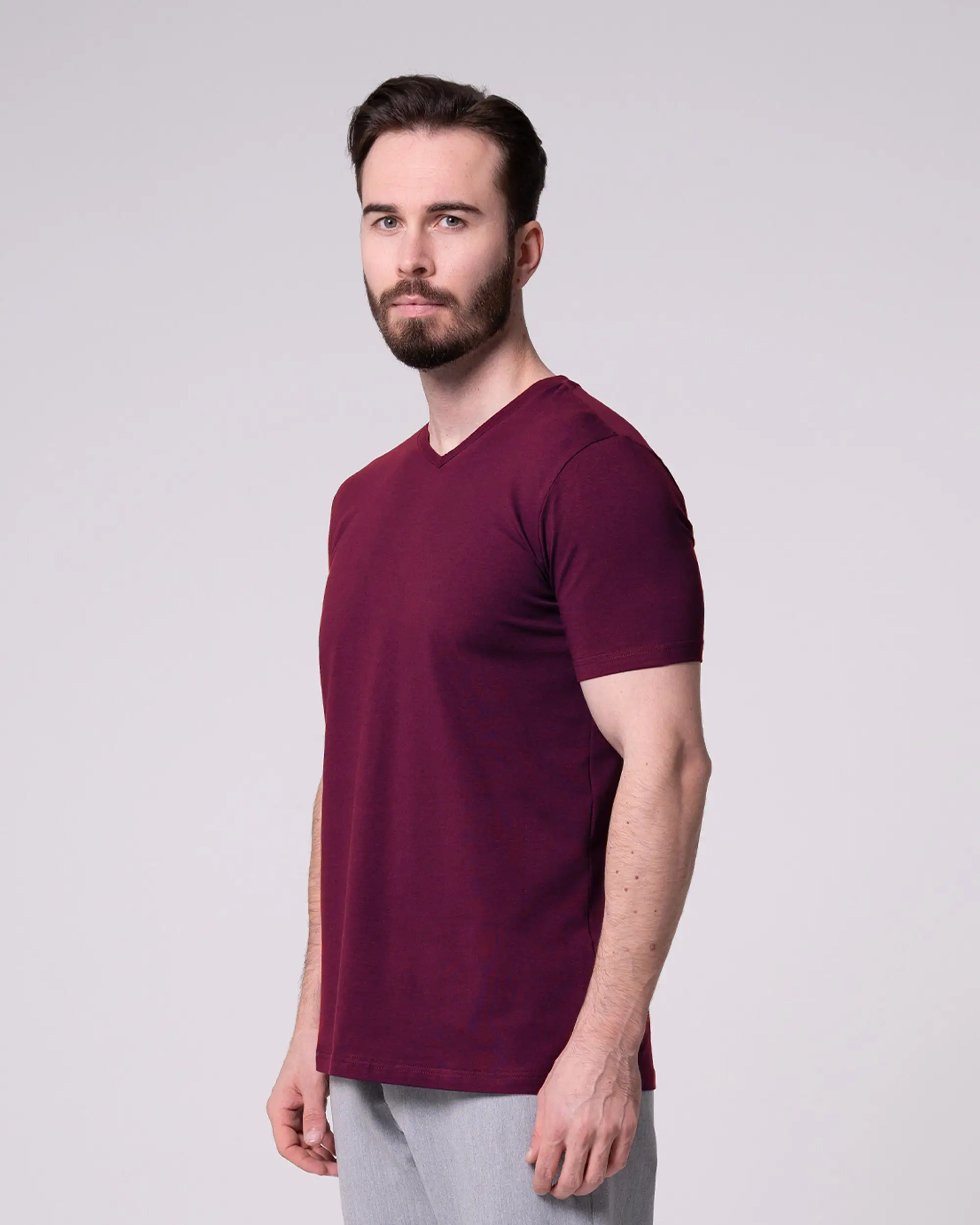 Bordo V Yaka Tişört - Image 5