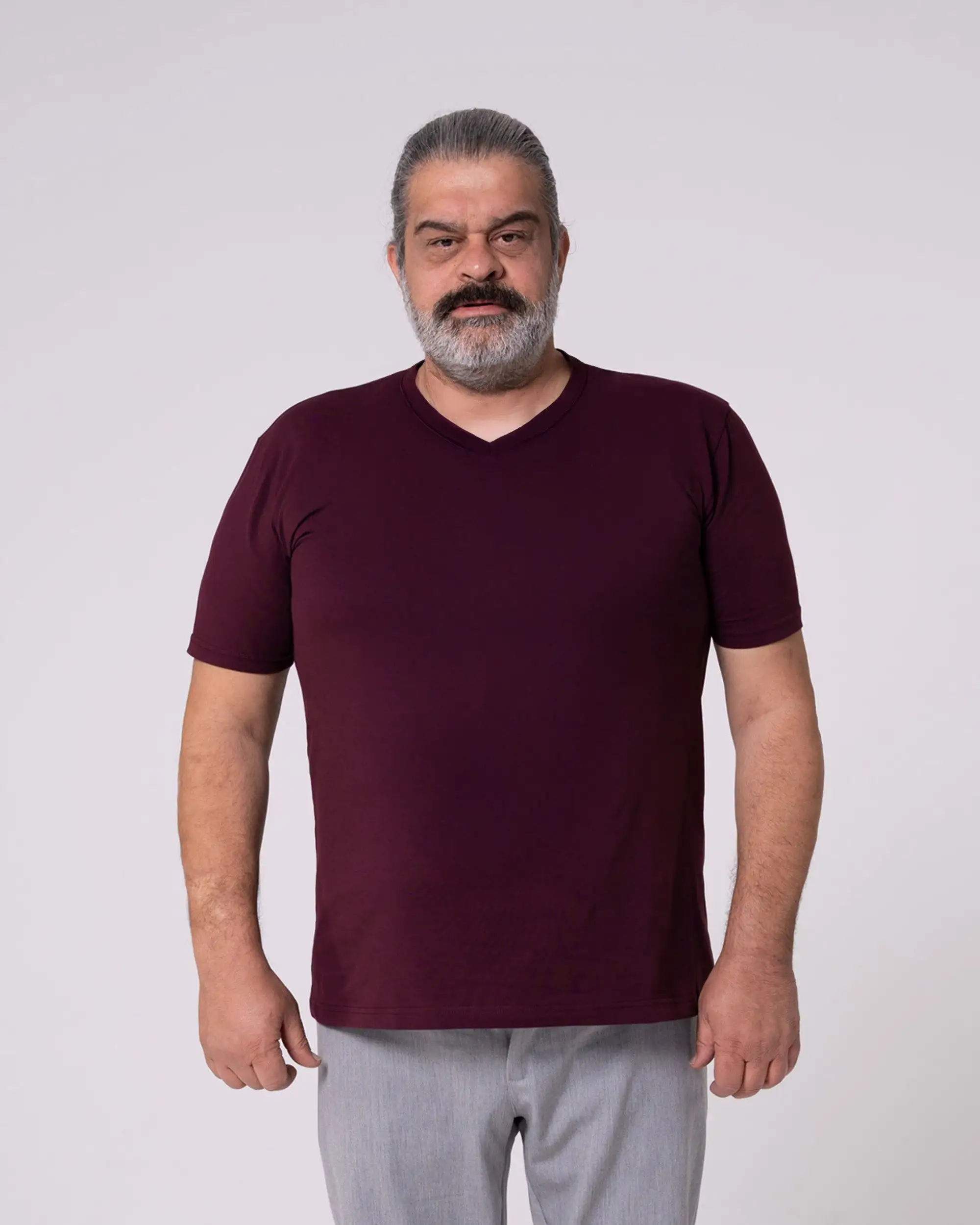 Bordo V Yaka Tişört - Image 9
