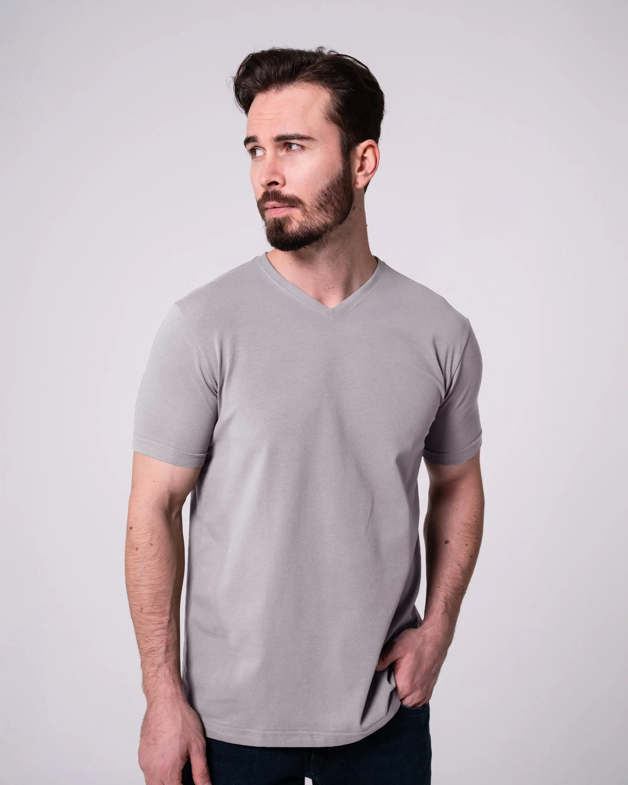 Gri V Yaka Tişört - Image 5